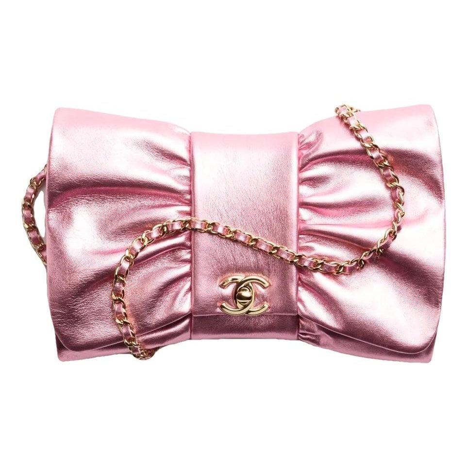 Chanel Leather clutch bag