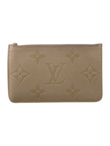 Monogram Giant Neverfull Pouch