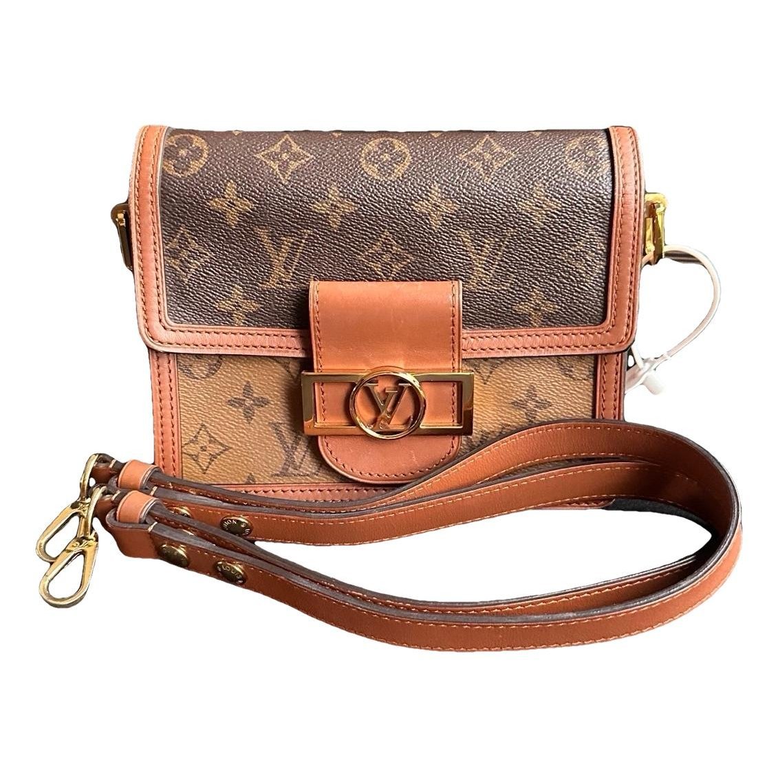 Dauphine leather handbag