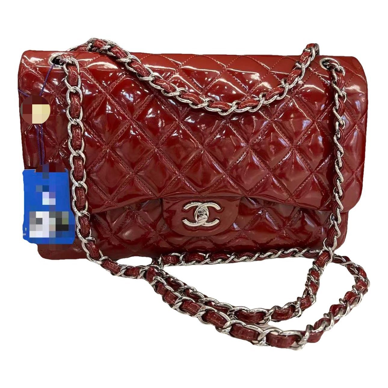 Timeless/Classique patent leather handbag