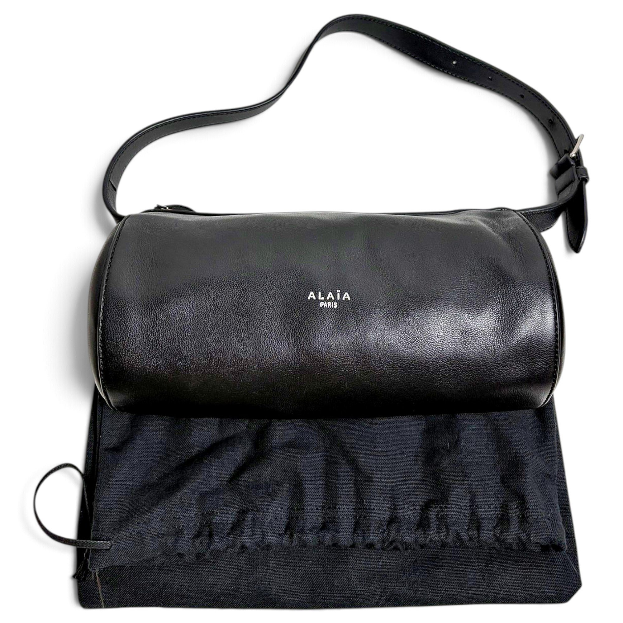 Tube leather handbag