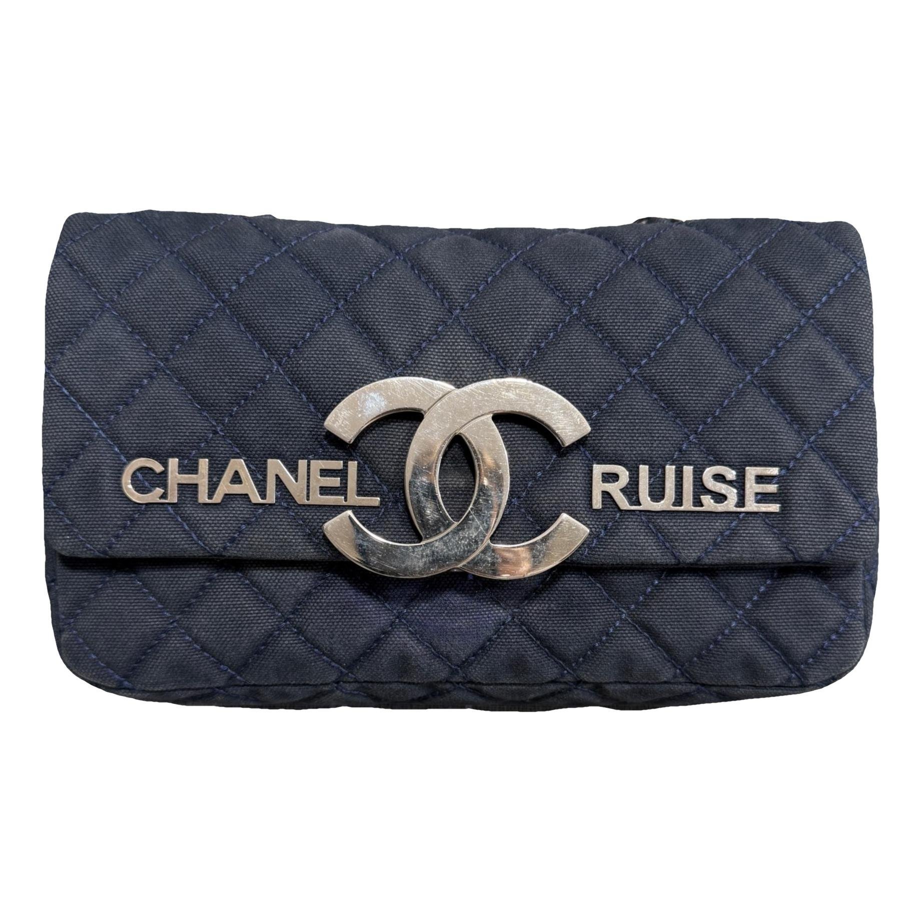 Timeless/Classique crossbody bag
