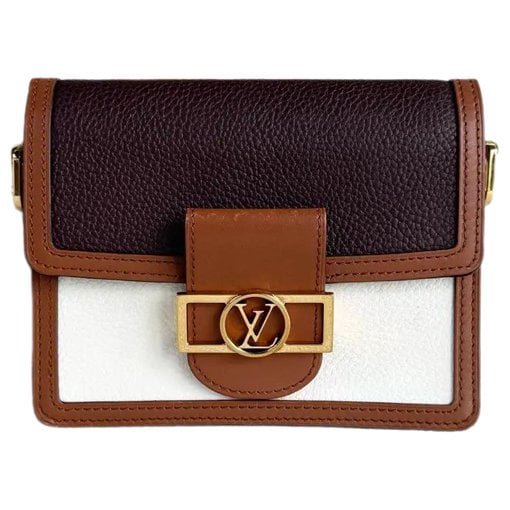 Dauphine leather crossbody bag