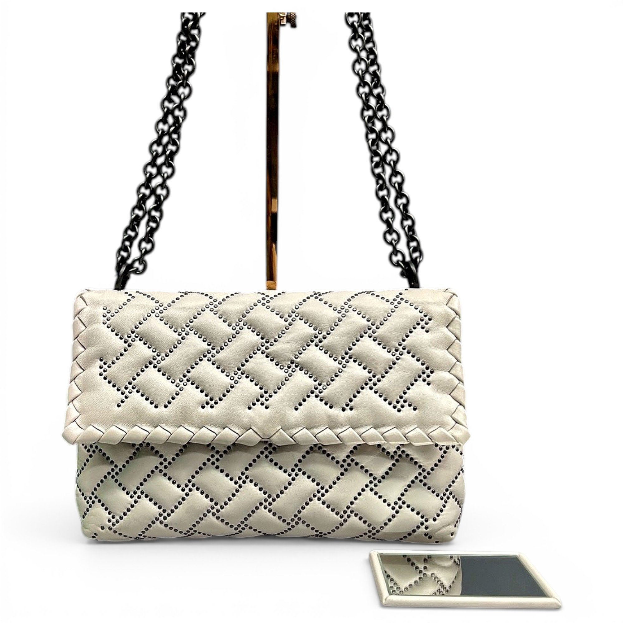 Chain Cassette leather handbag