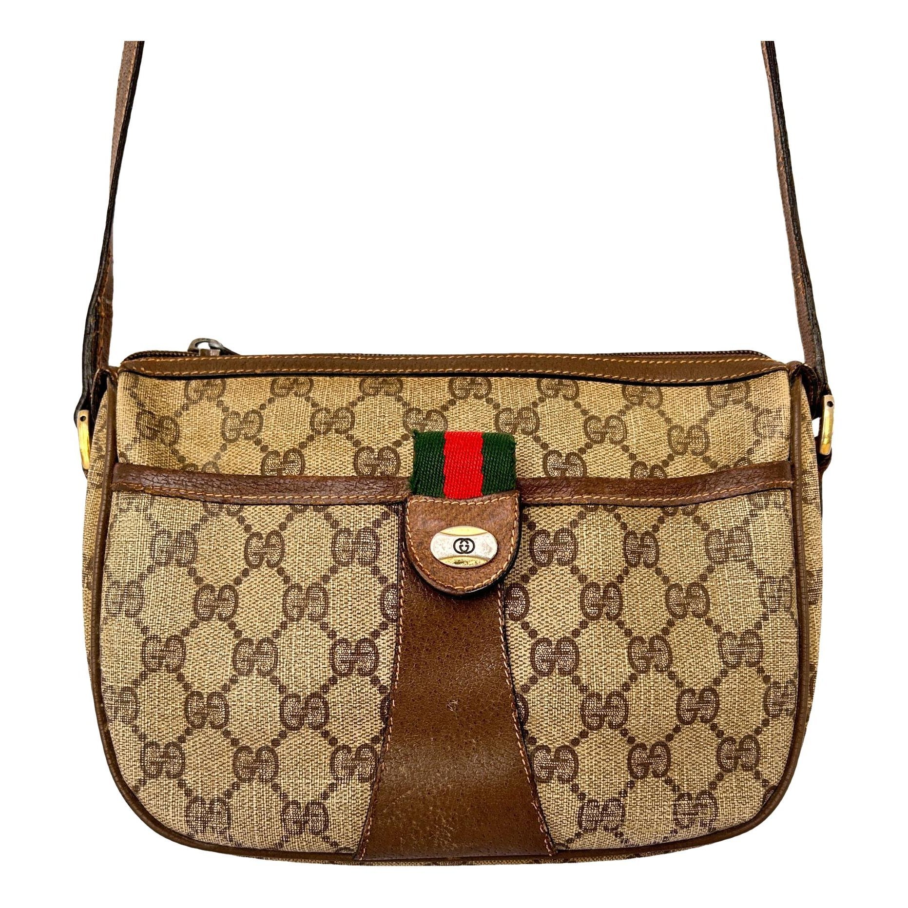 Leather crossbody bag