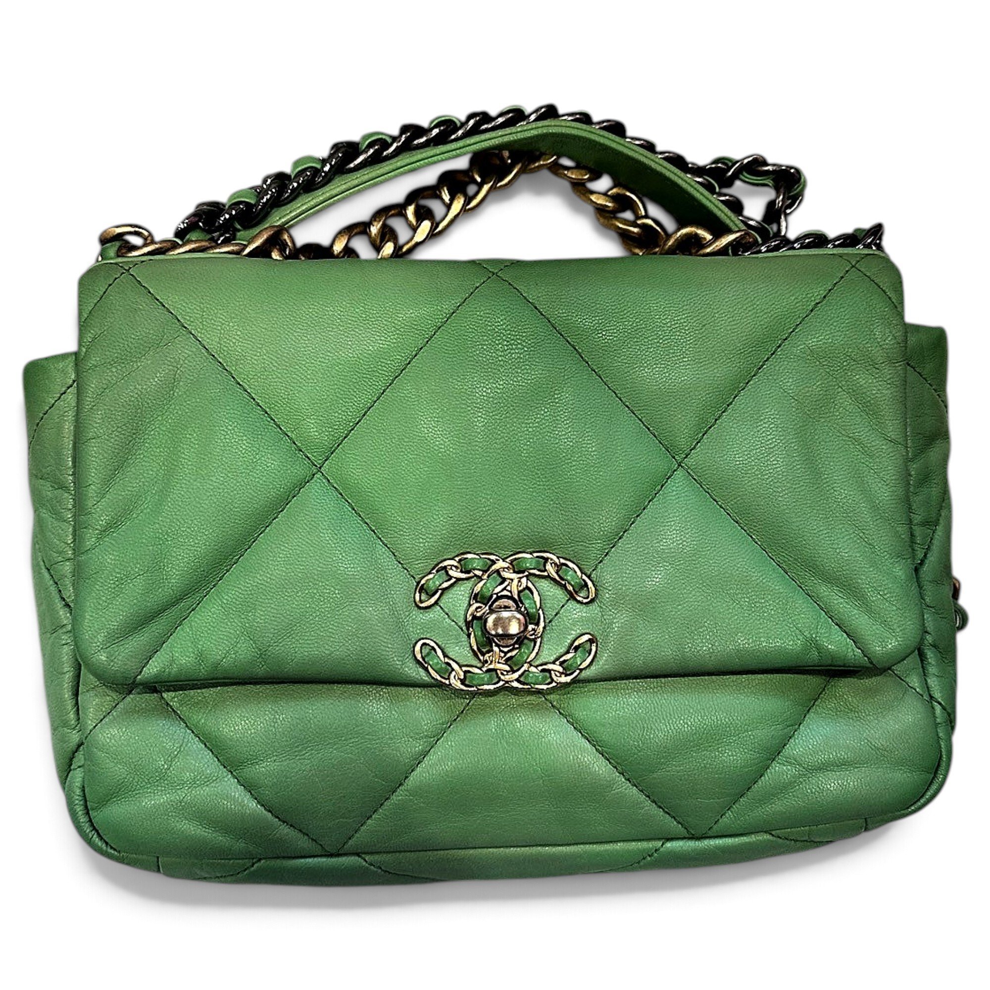 Chanel 19 leather handbag