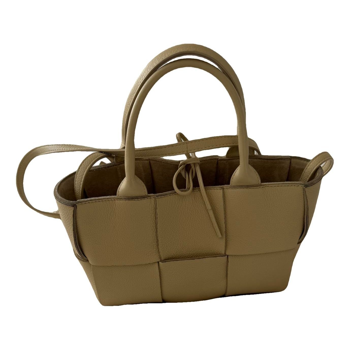 Arco leather tote