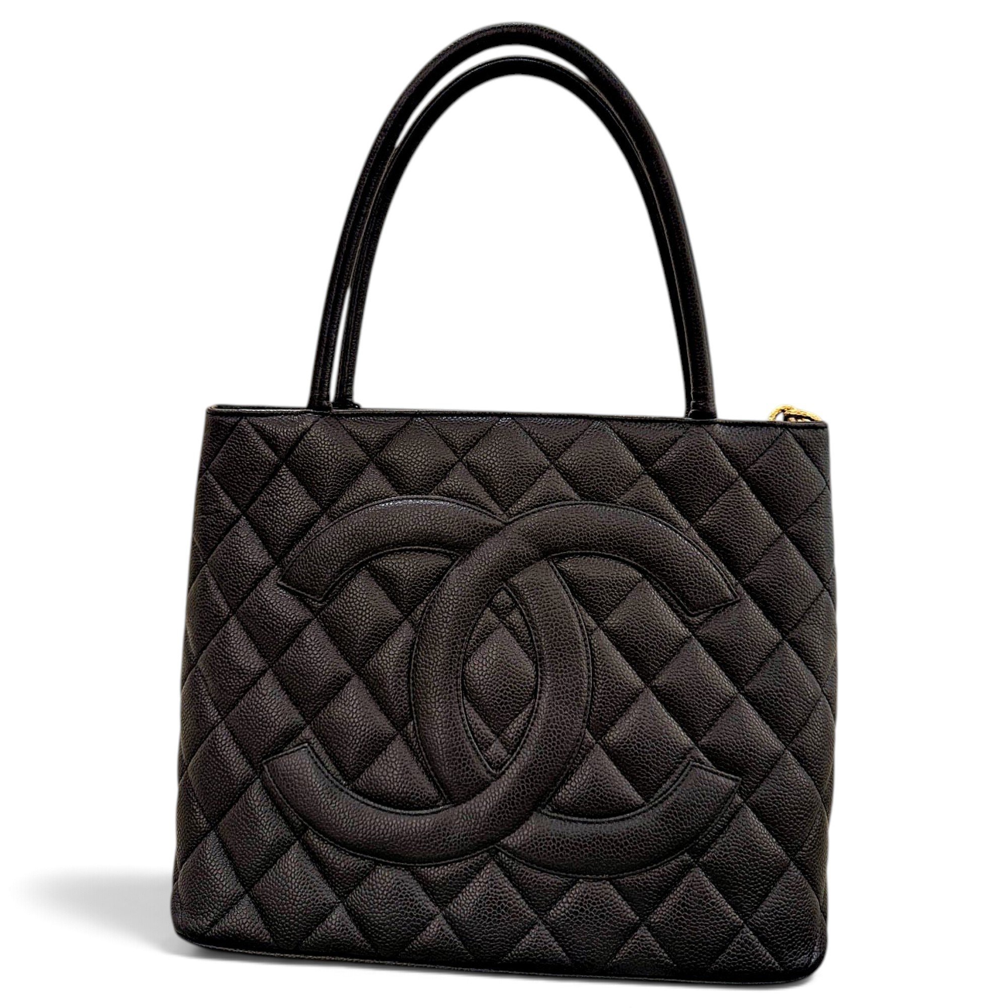 Médaillon leather tote