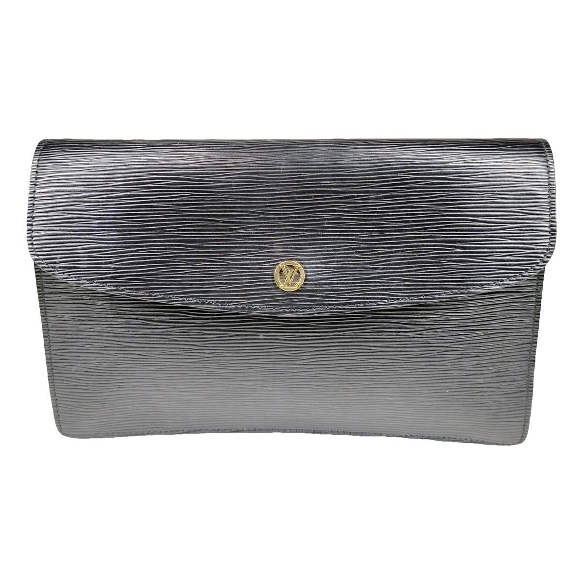 Leather clutch bag