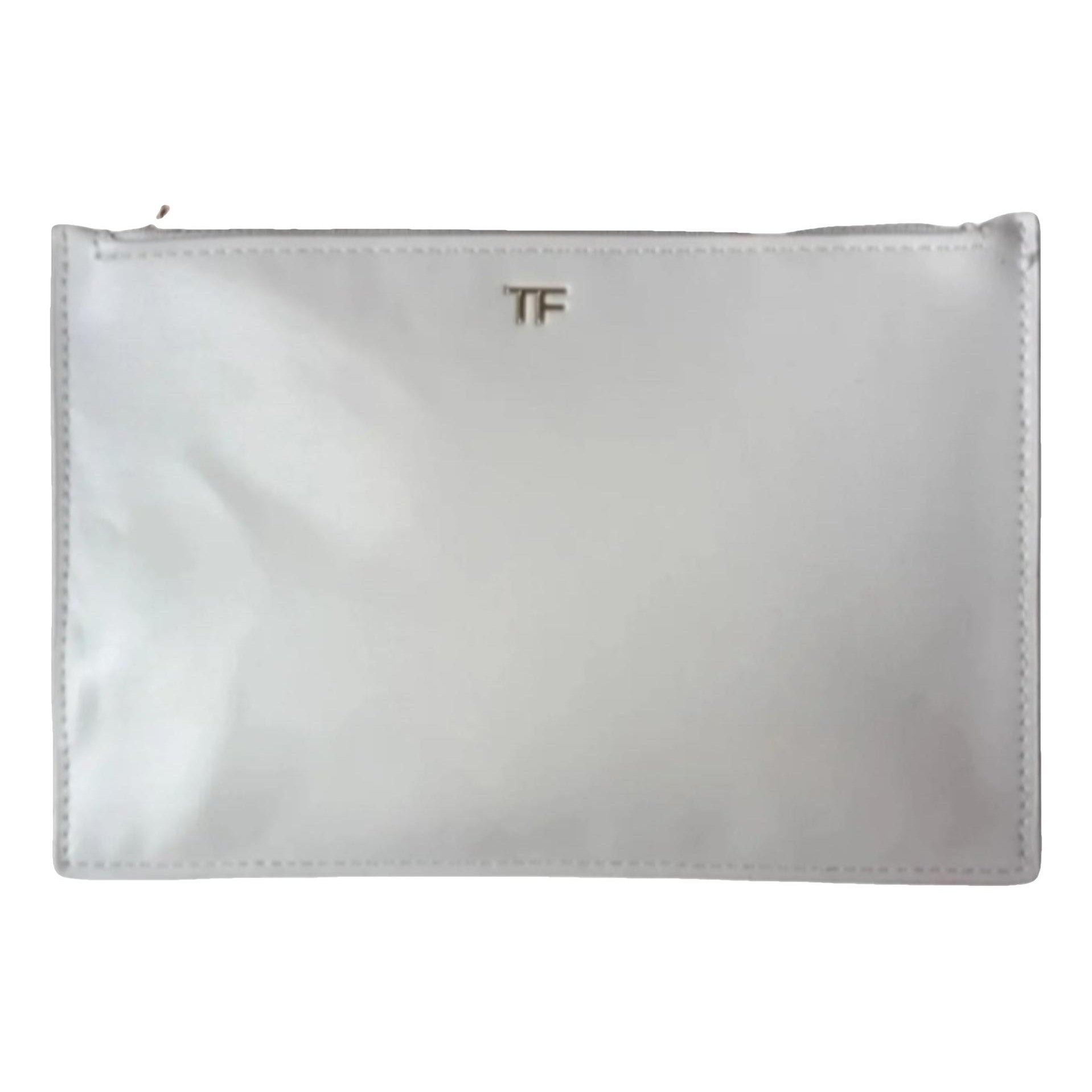 Vegan leather clutch bag