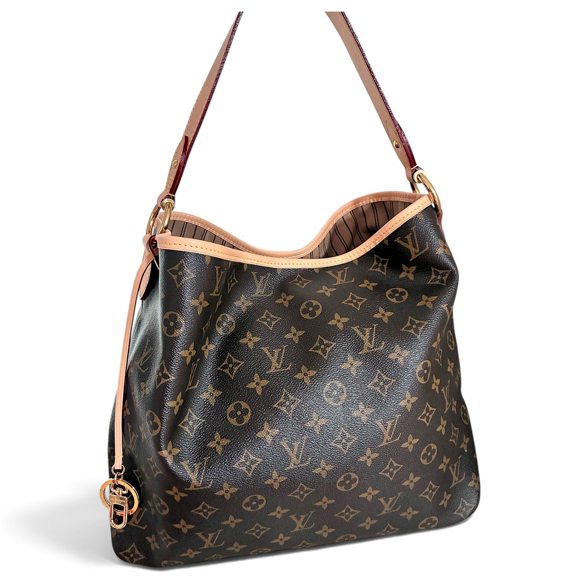 Delightful leather handbag