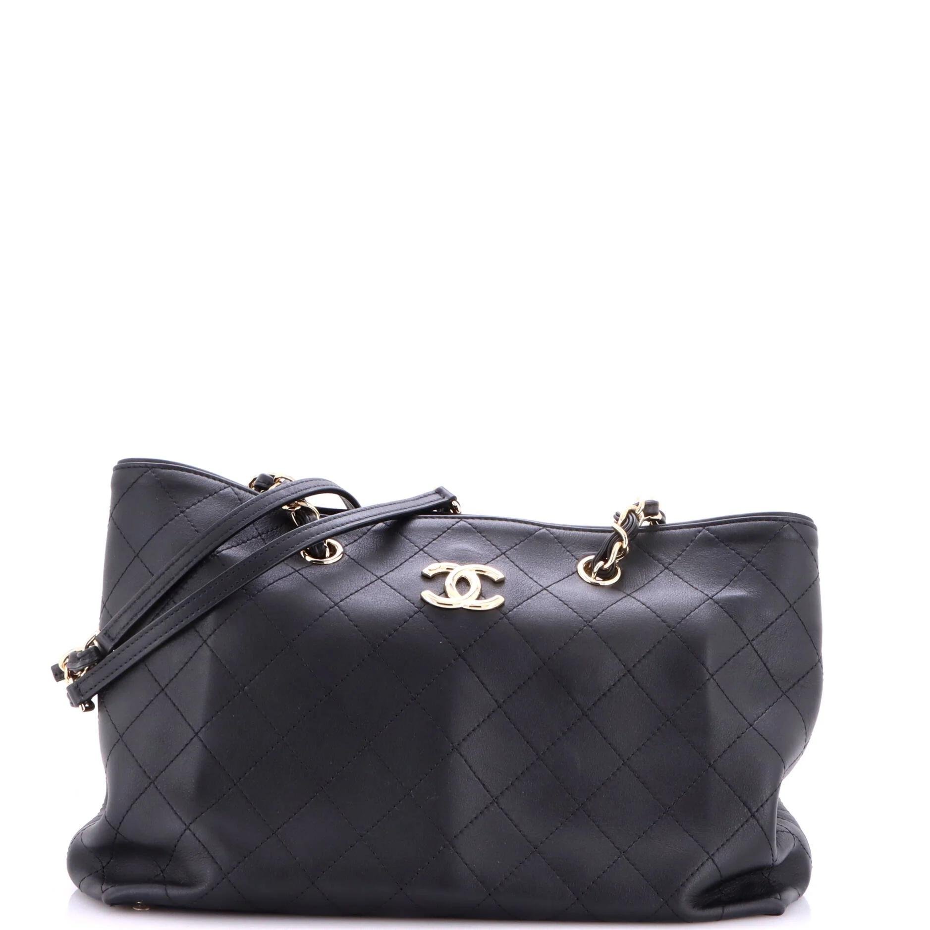 Classic CC Shopping leather tote