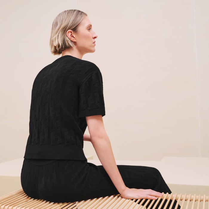Noir "H" Short-sleeve Sweater
