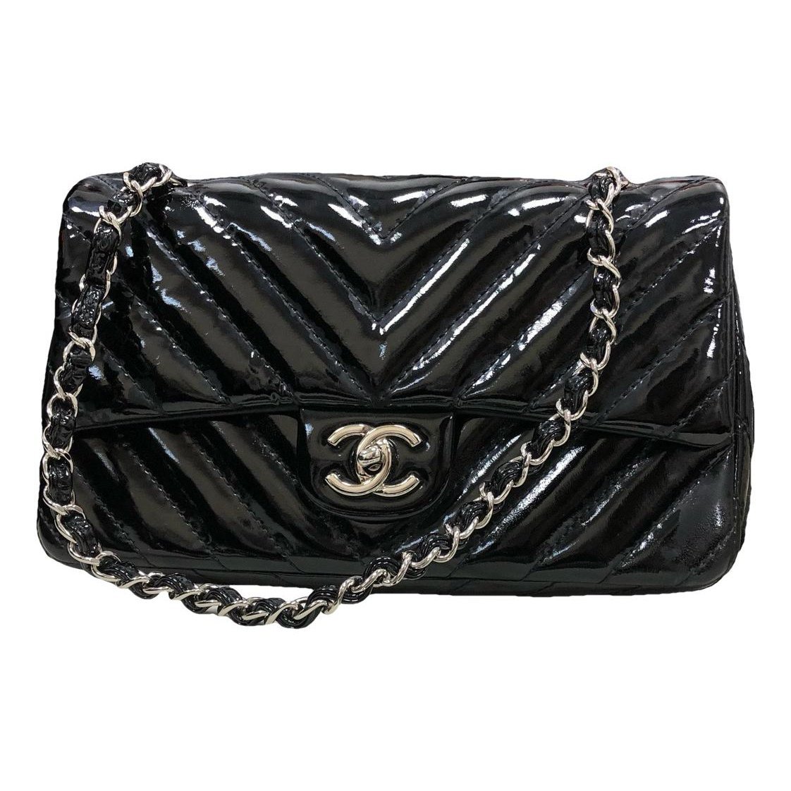 Timeless/Classique patent leather crossbody bag