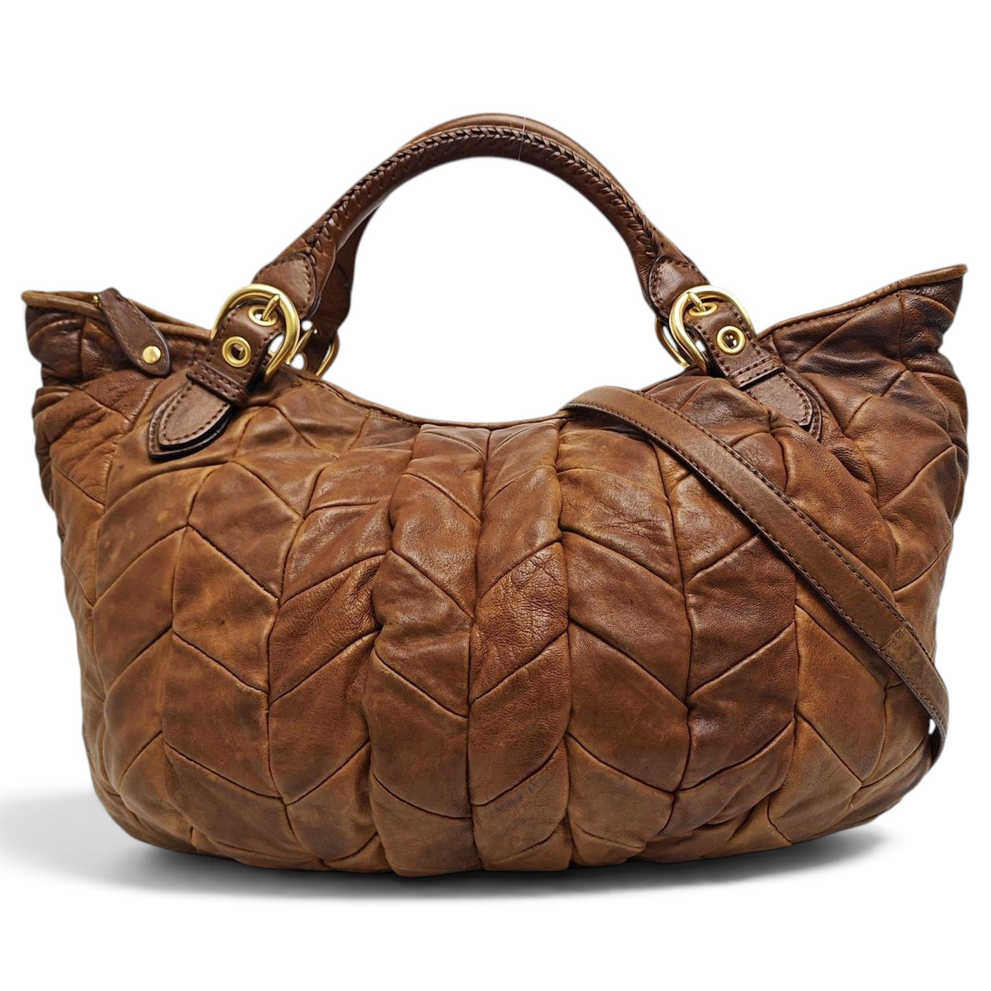 Matelassé leather handbag