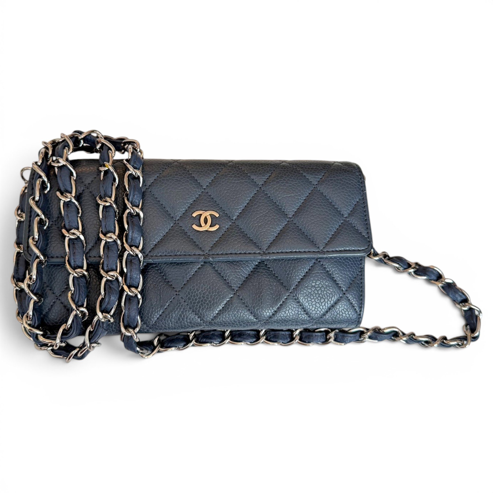 Wallet On Chain Timeless/Classique leather crossbody bag
