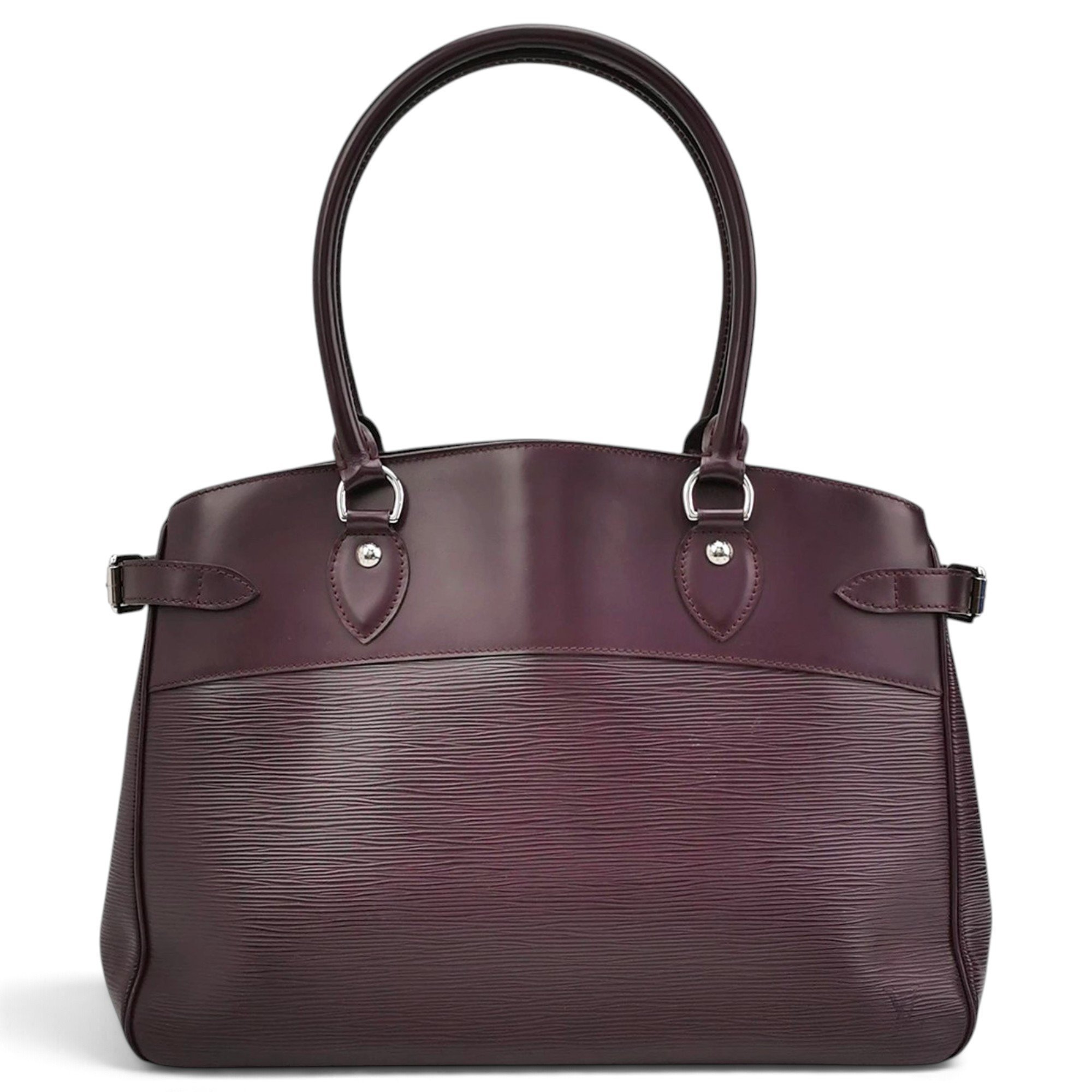 Passy leather handbag