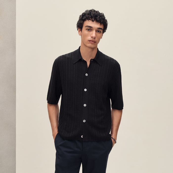 Noir Short-sleeve Straight Cut Shirt