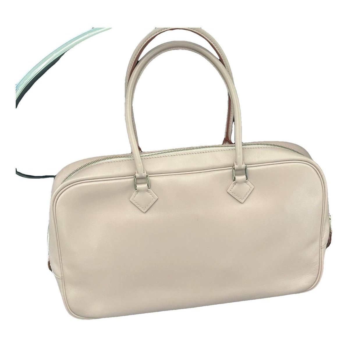 Plume leather handbag