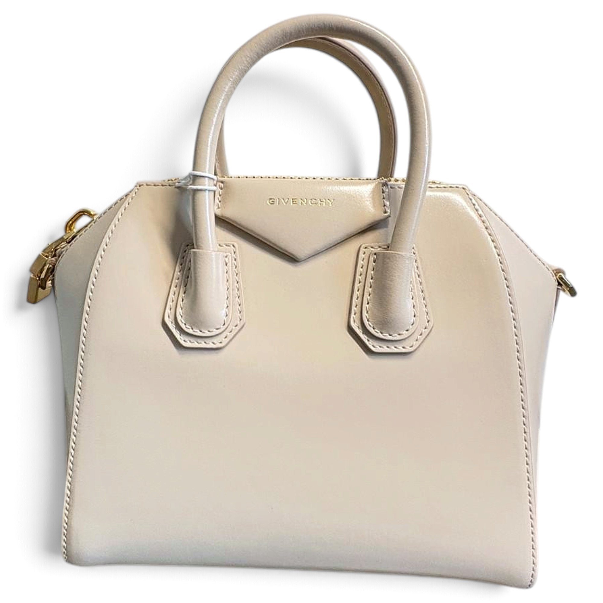 Antigona leather handbag