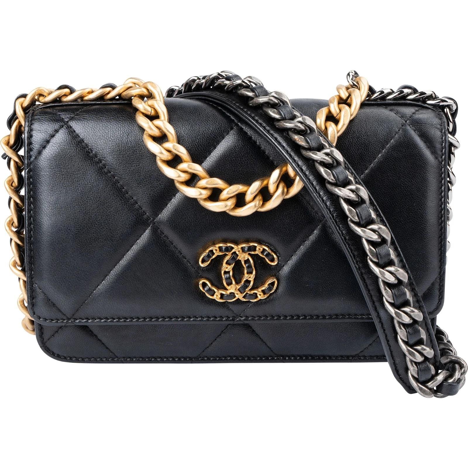 Wallet On Chain Boy leather crossbody bag