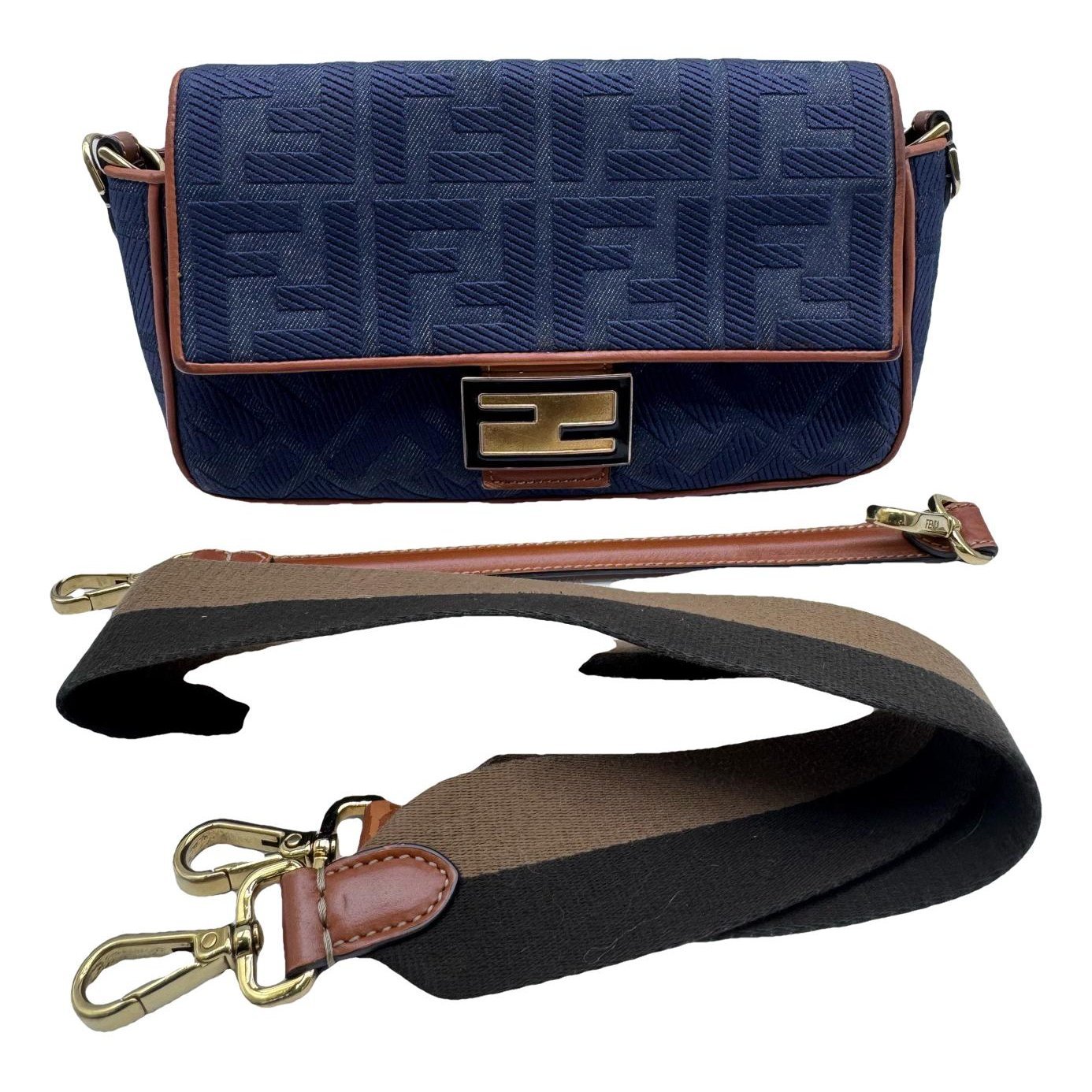 Baguette leather handbag