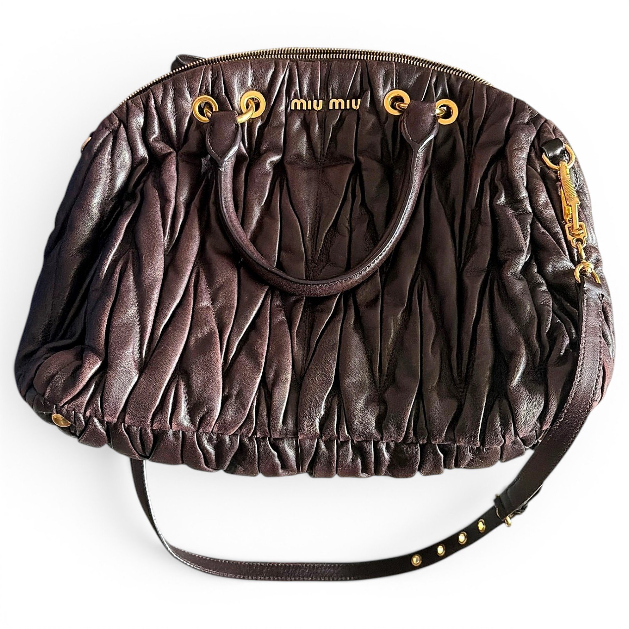 Matelassé leather handbag