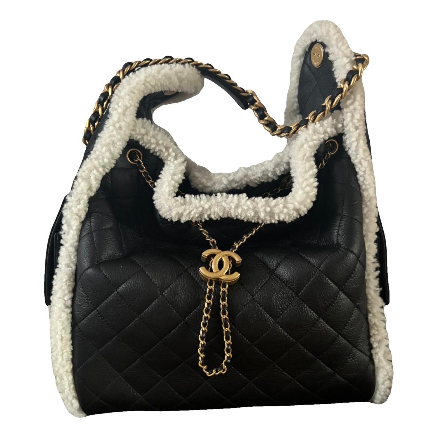 Chanel 25 leather handbag