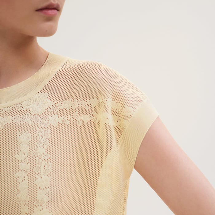 Jaune Aurore "En Desordre a Fleurs" Short-sleeve Sweater
