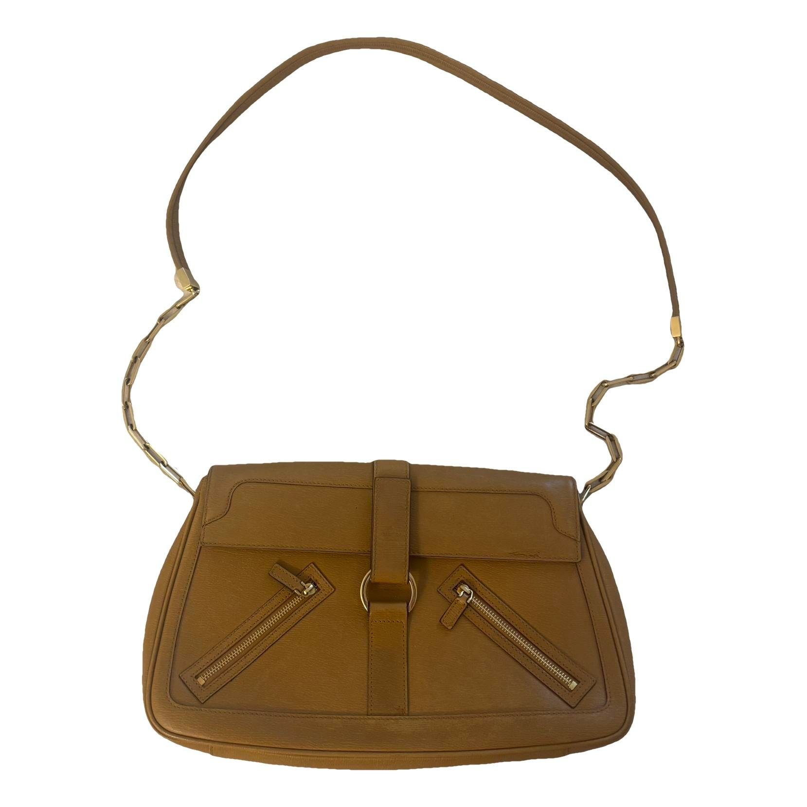 Zumi leather handbag