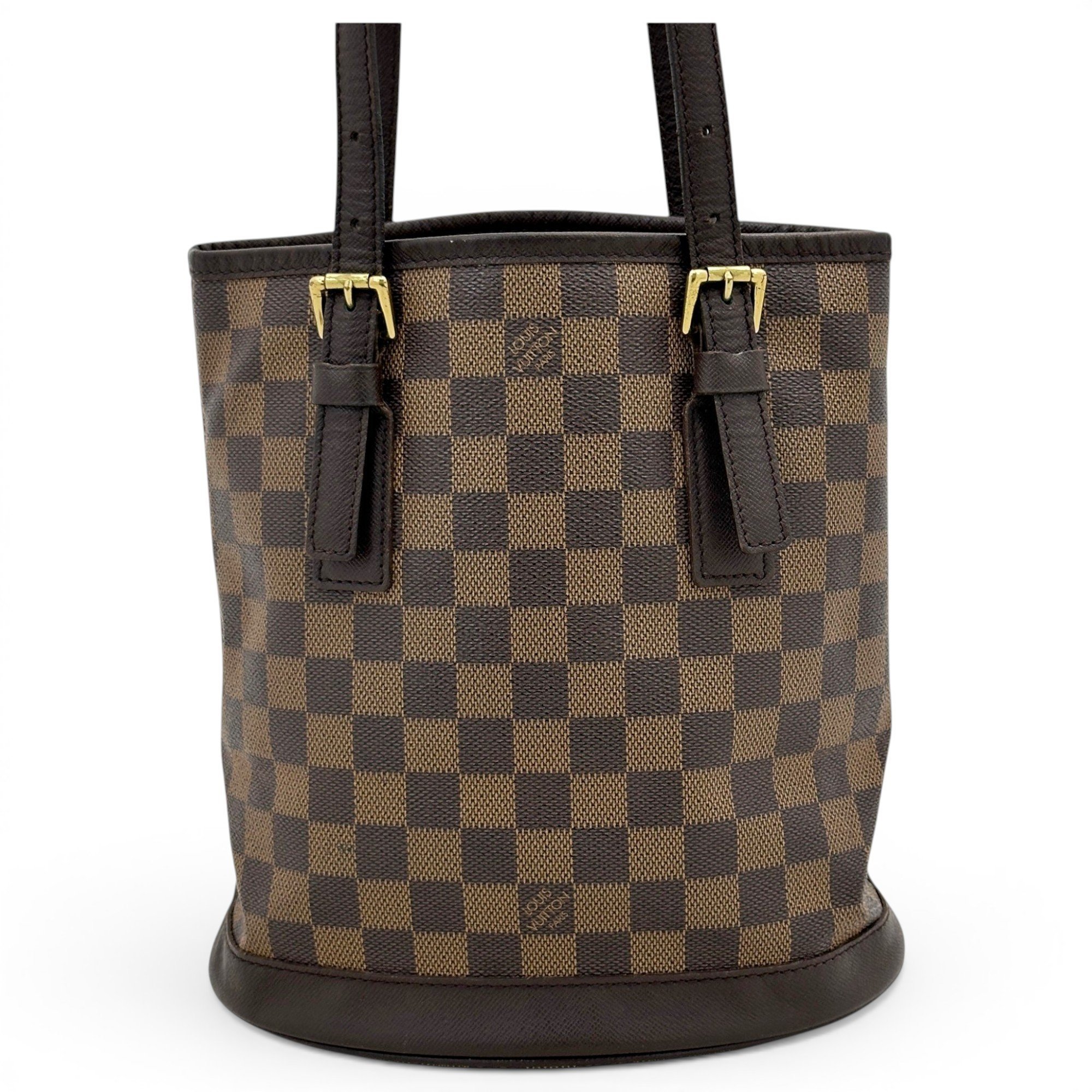 Bucket leather tote
