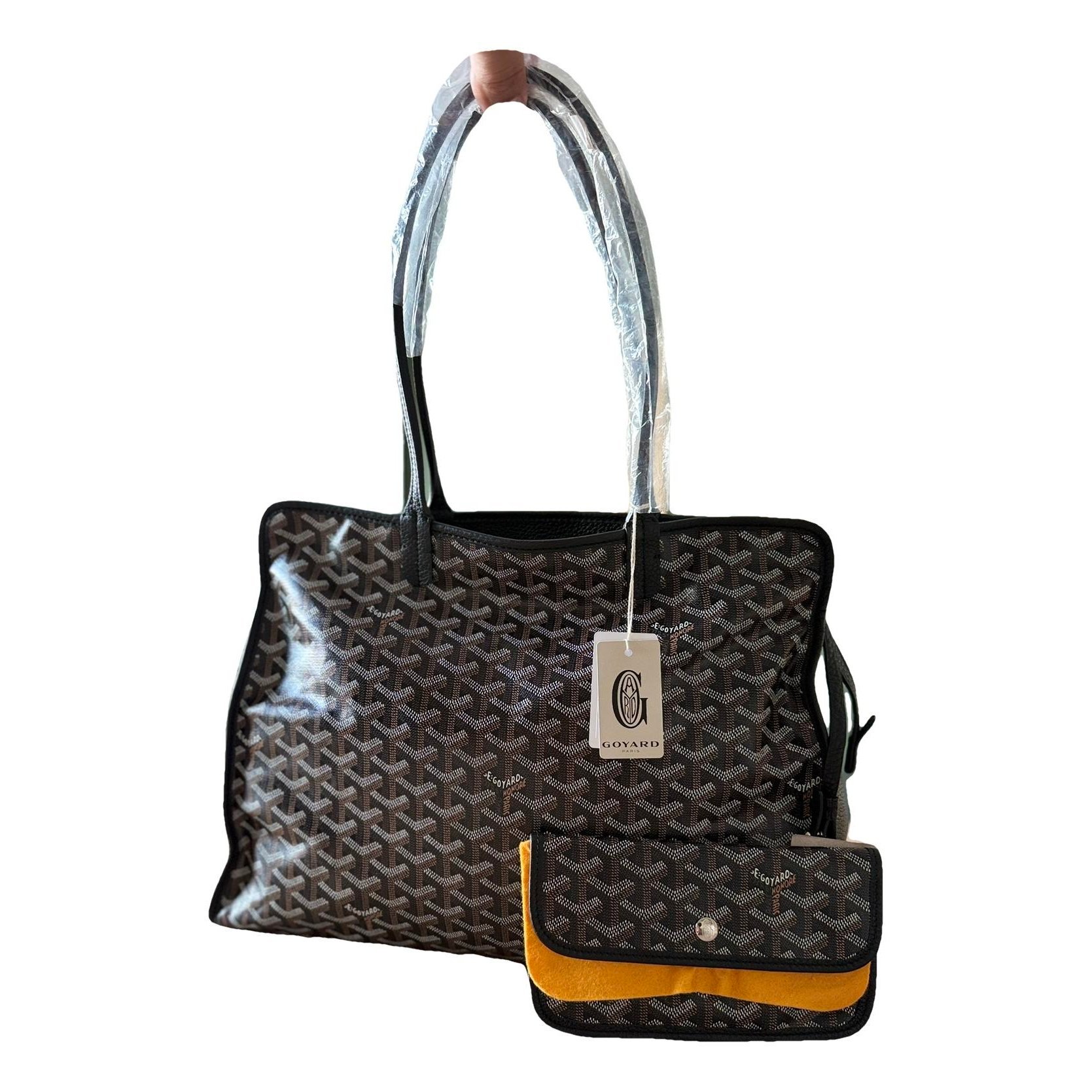 Hardy leather handbag