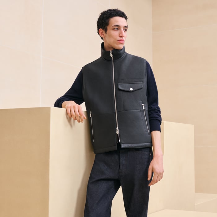 Noir Reversible Vest