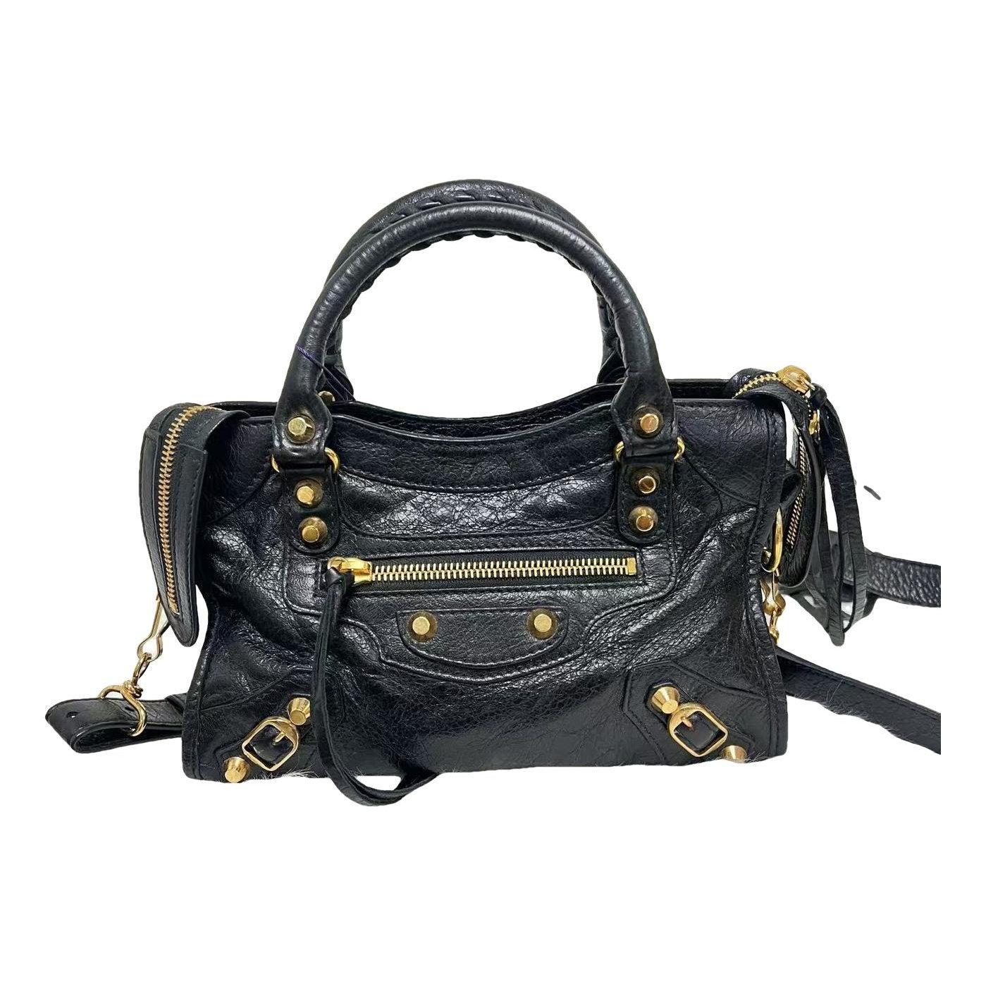 City leather handbag