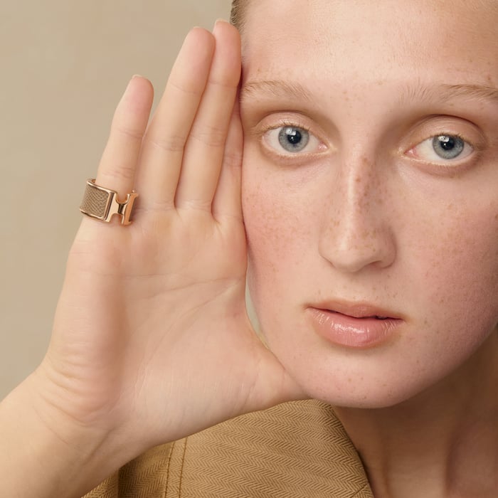 Étoupe Olympe Ring, Large Model