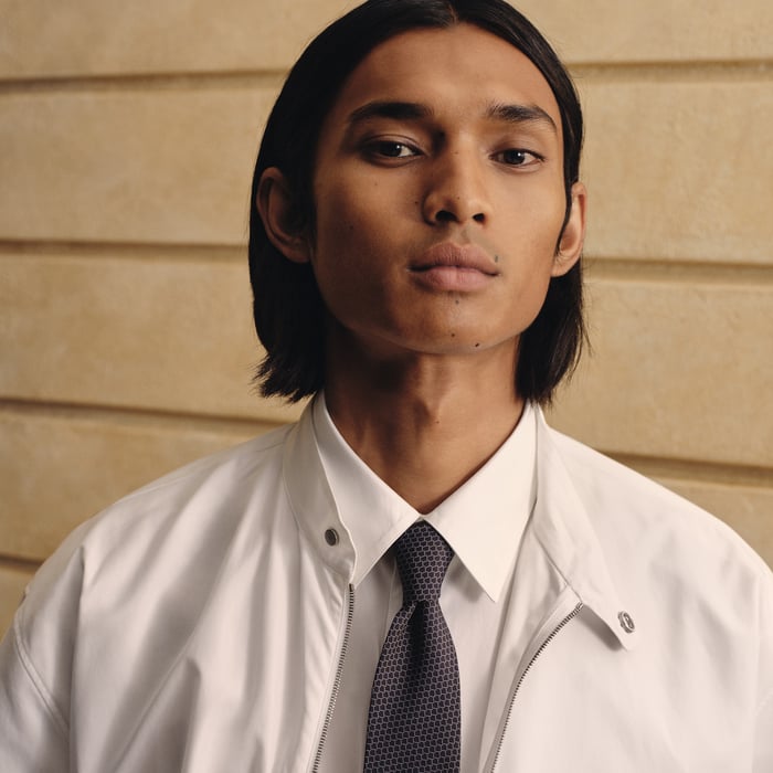 Power & Wisdom Tie