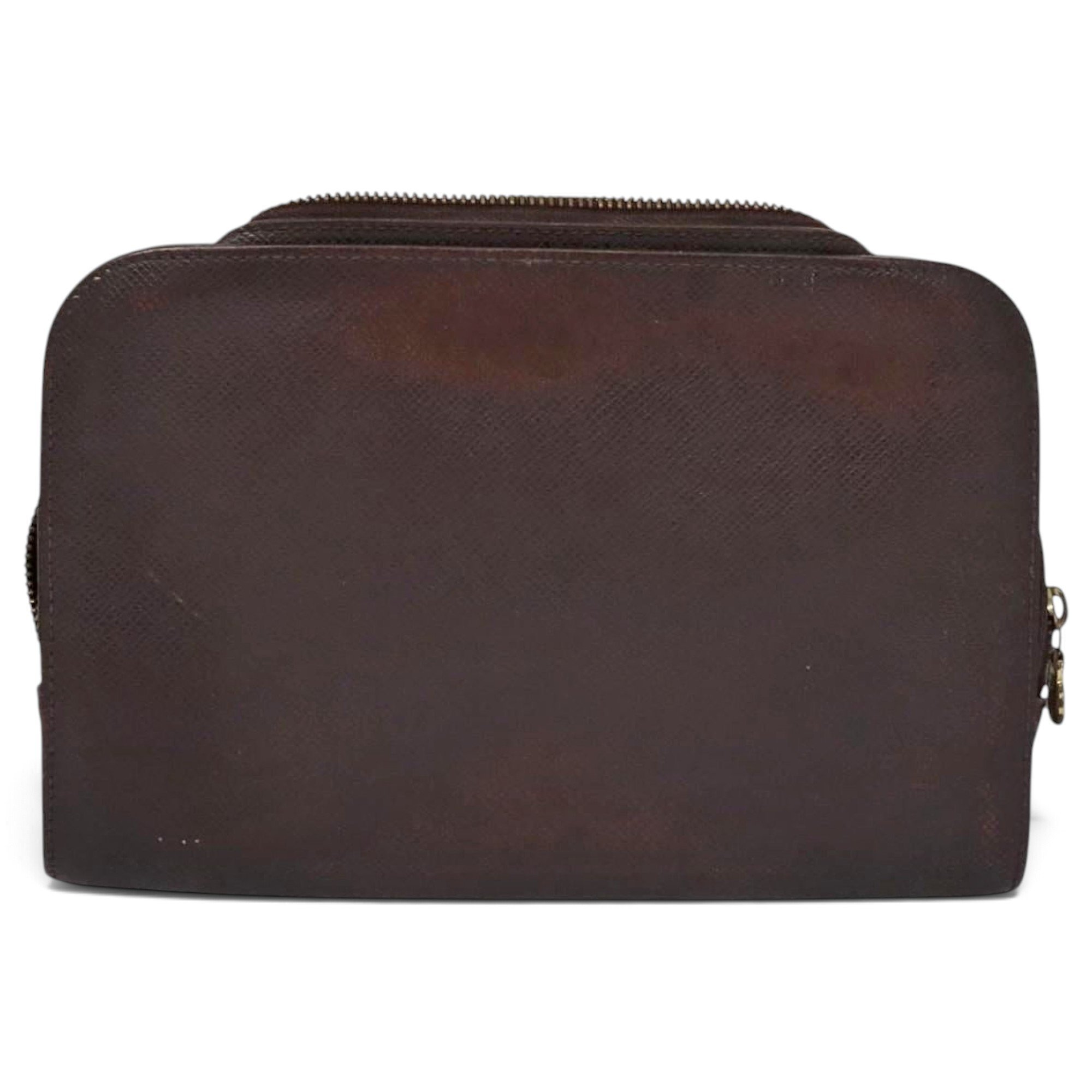Leather clutch bag