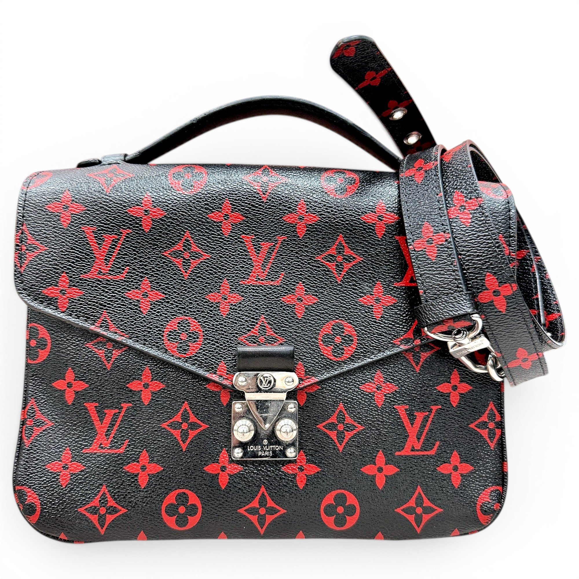 Metis leather handbag