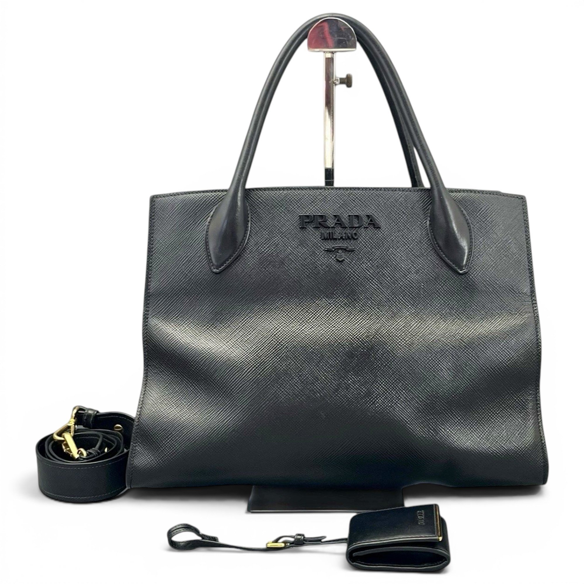 Leather handbag