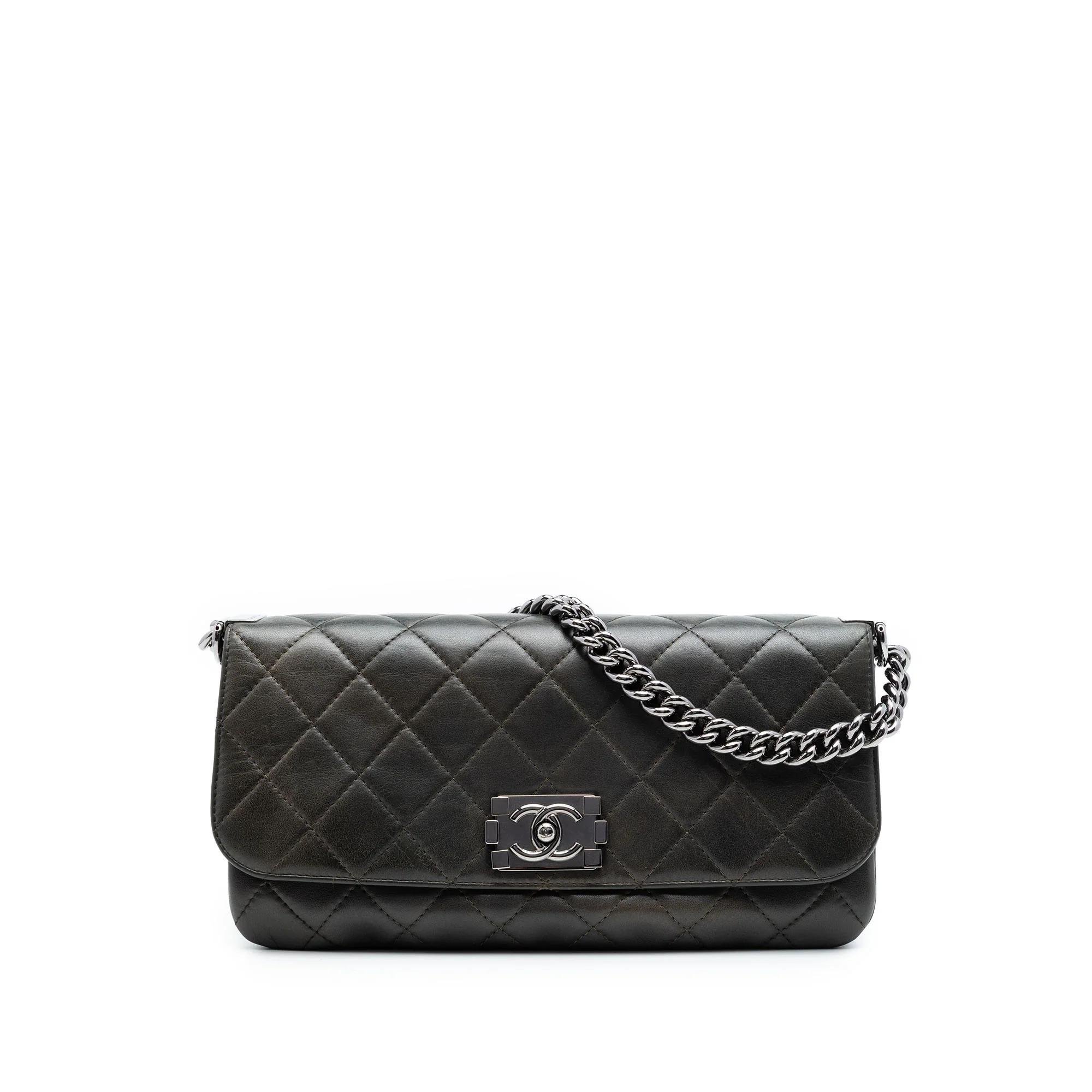 Chanel Boy leather handbag