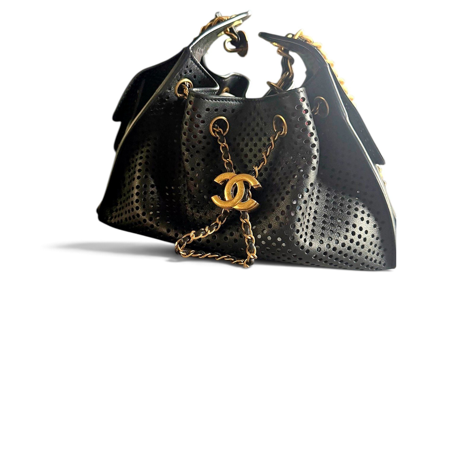 Chanel 25 leather bag