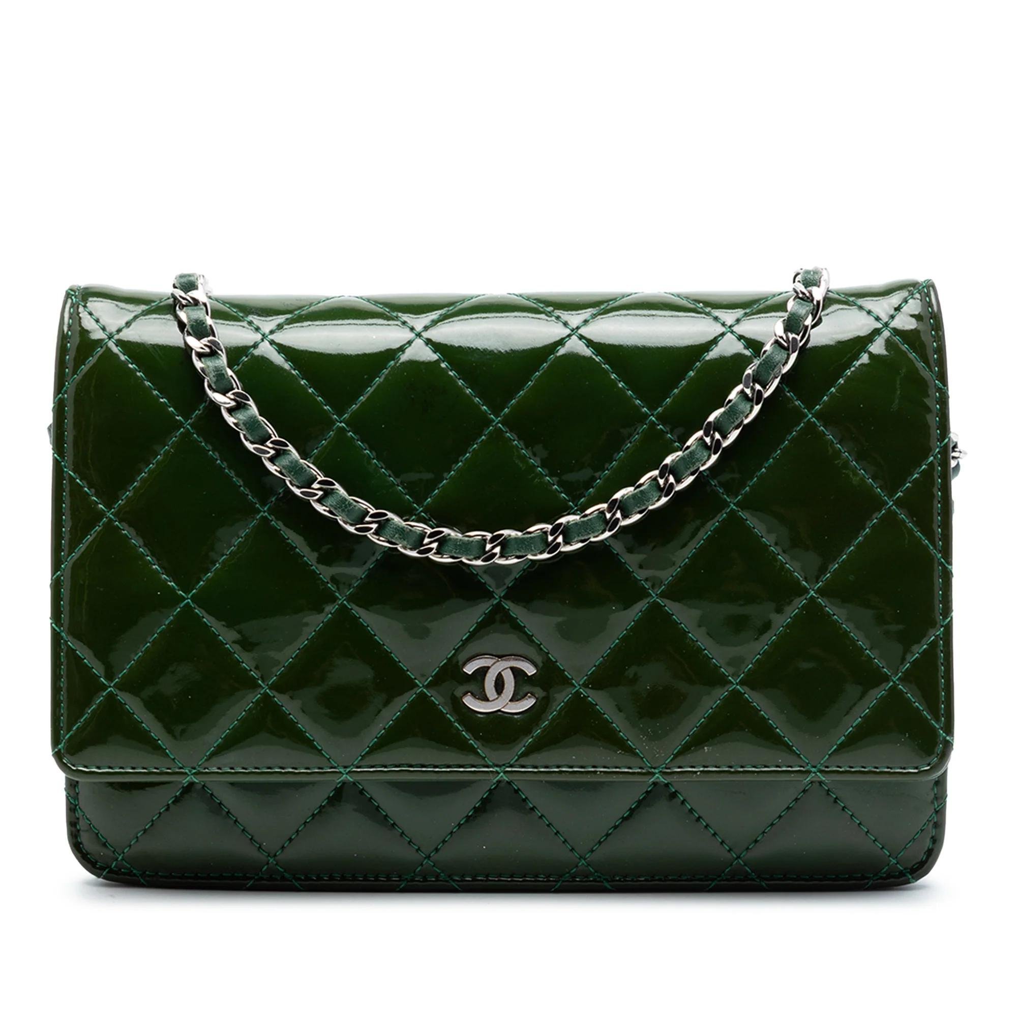 Wallet On Chain patent leather crossbody bag