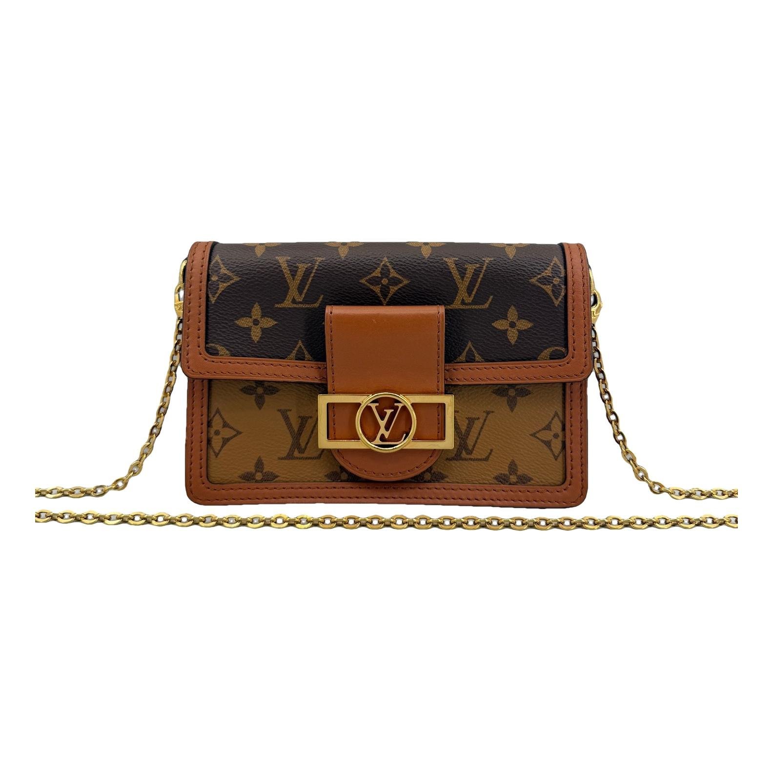 Dauphine leather handbag