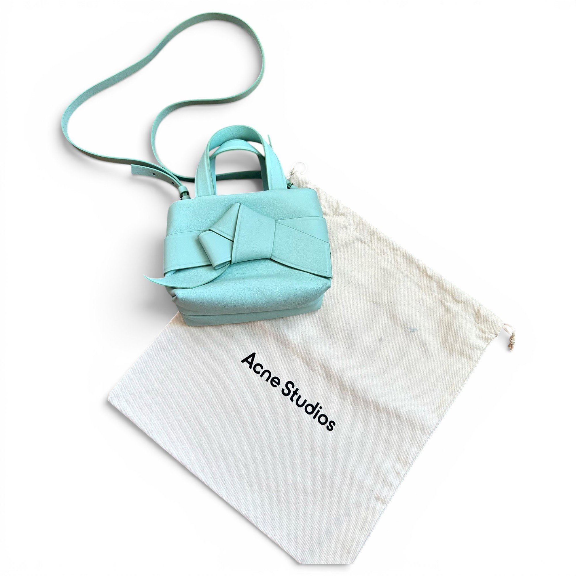 Musubi leather handbag