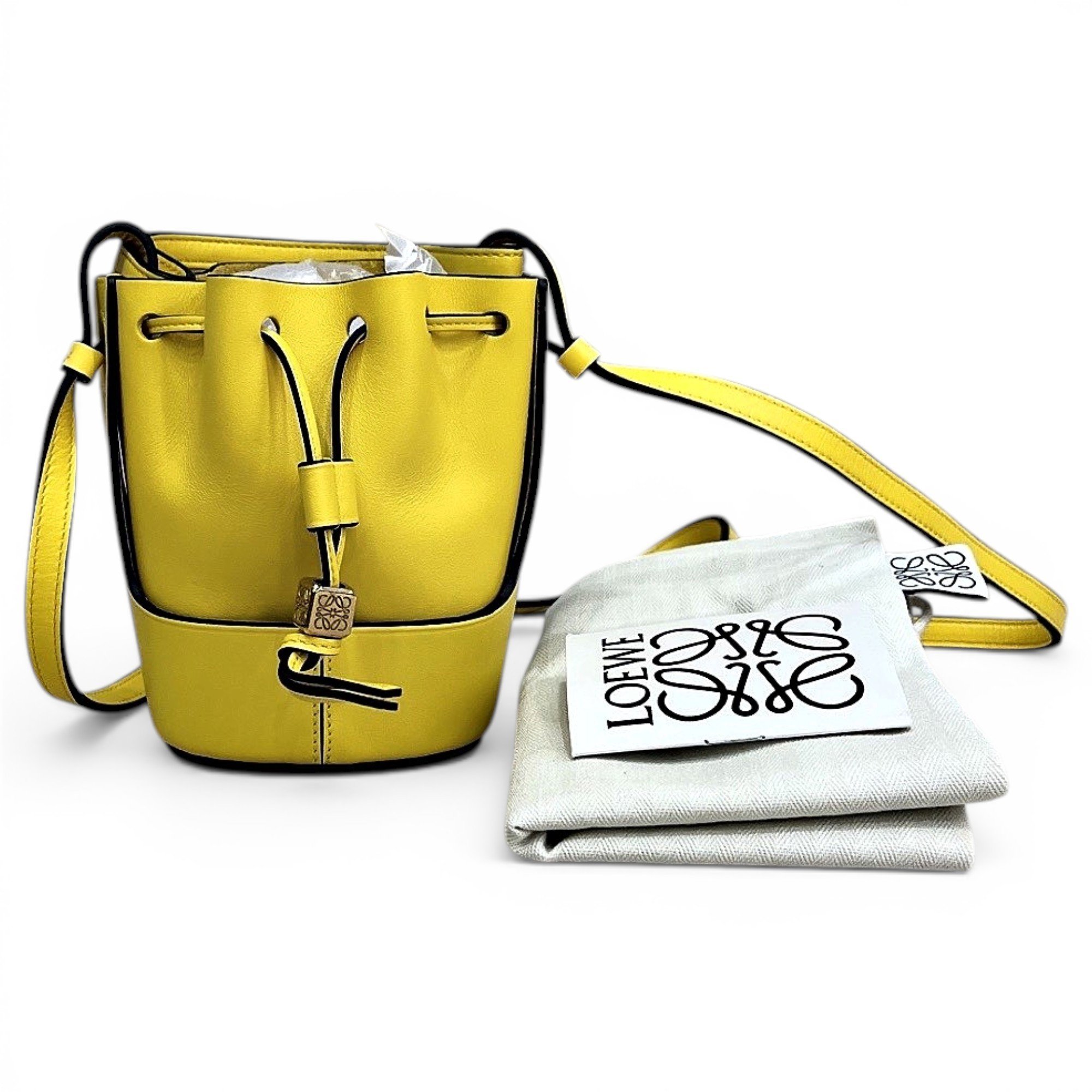 Gate Bucket leather crossbody bag
