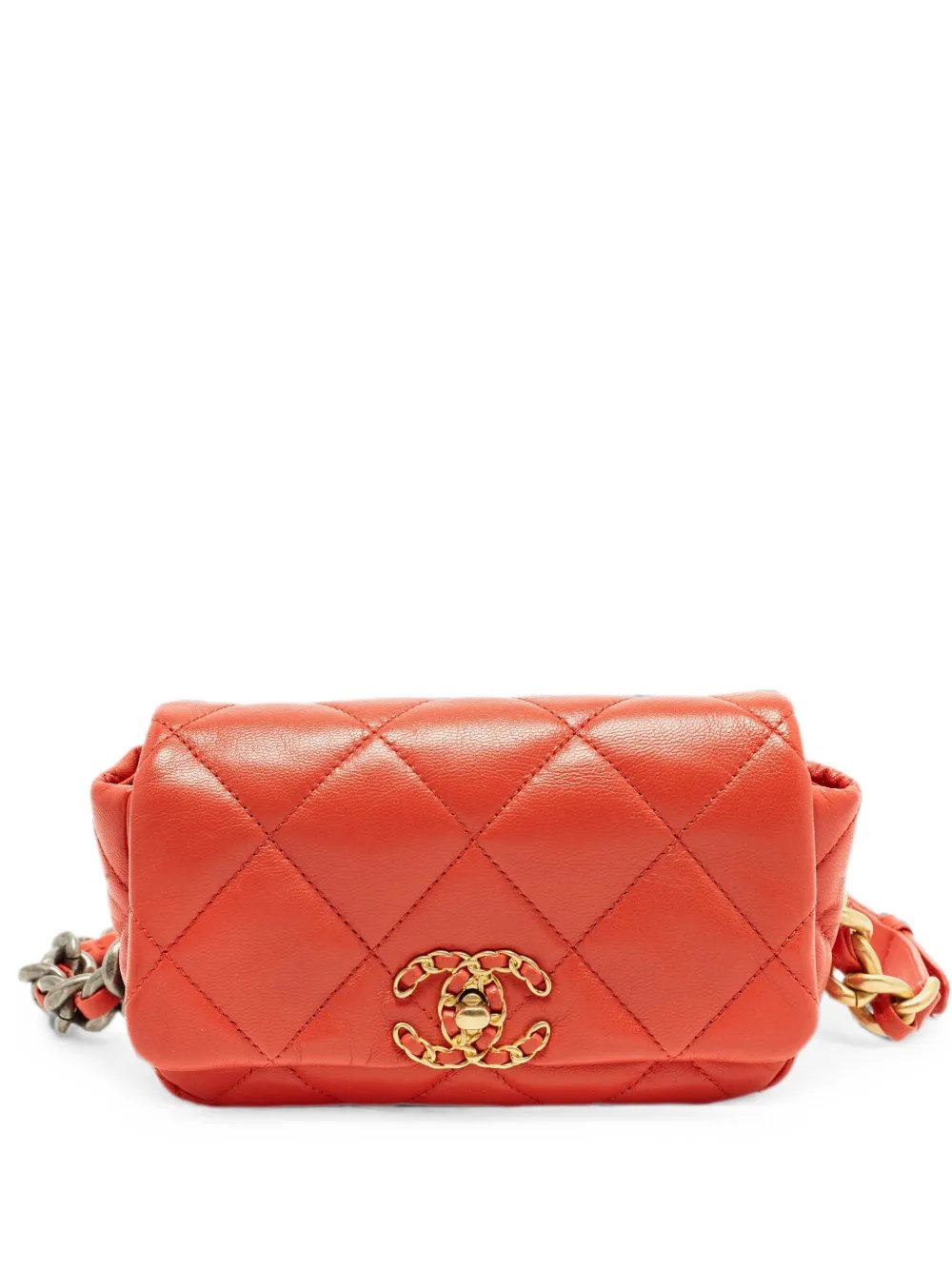 19 quilted leather belt bag