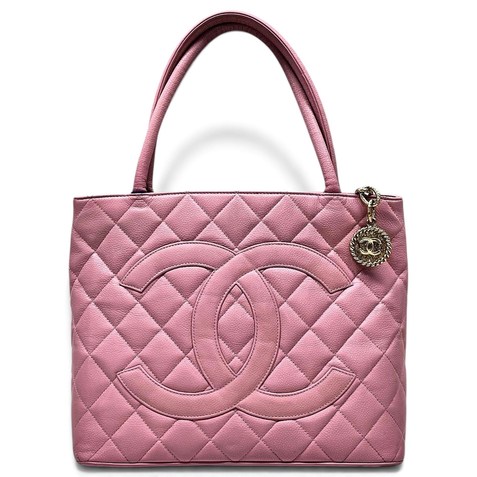 Médaillon leather tote