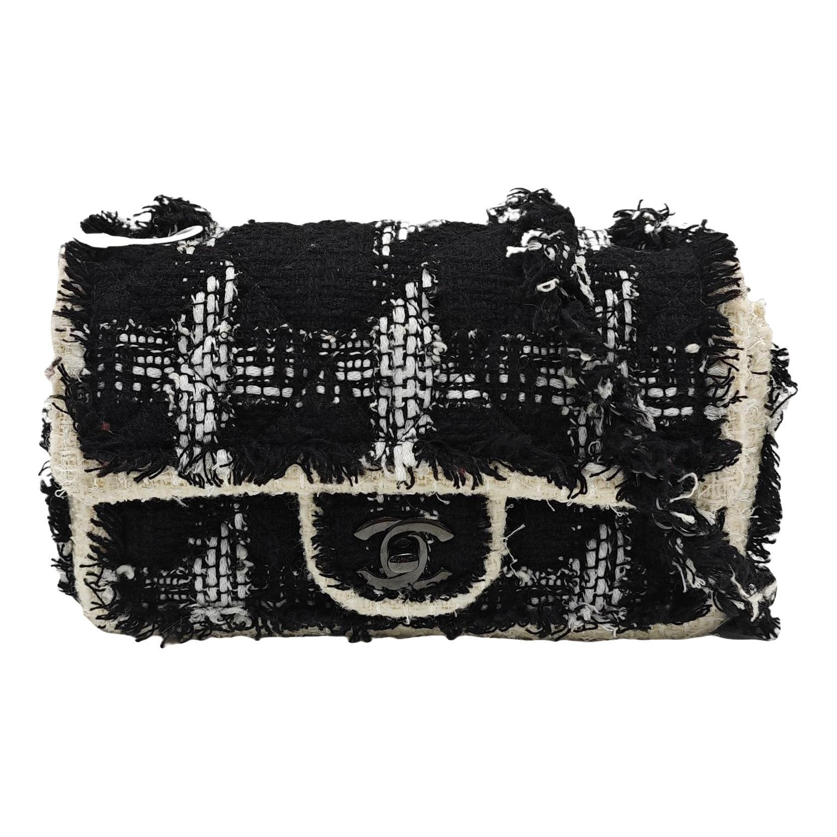 Timeless/Classique cloth handbag