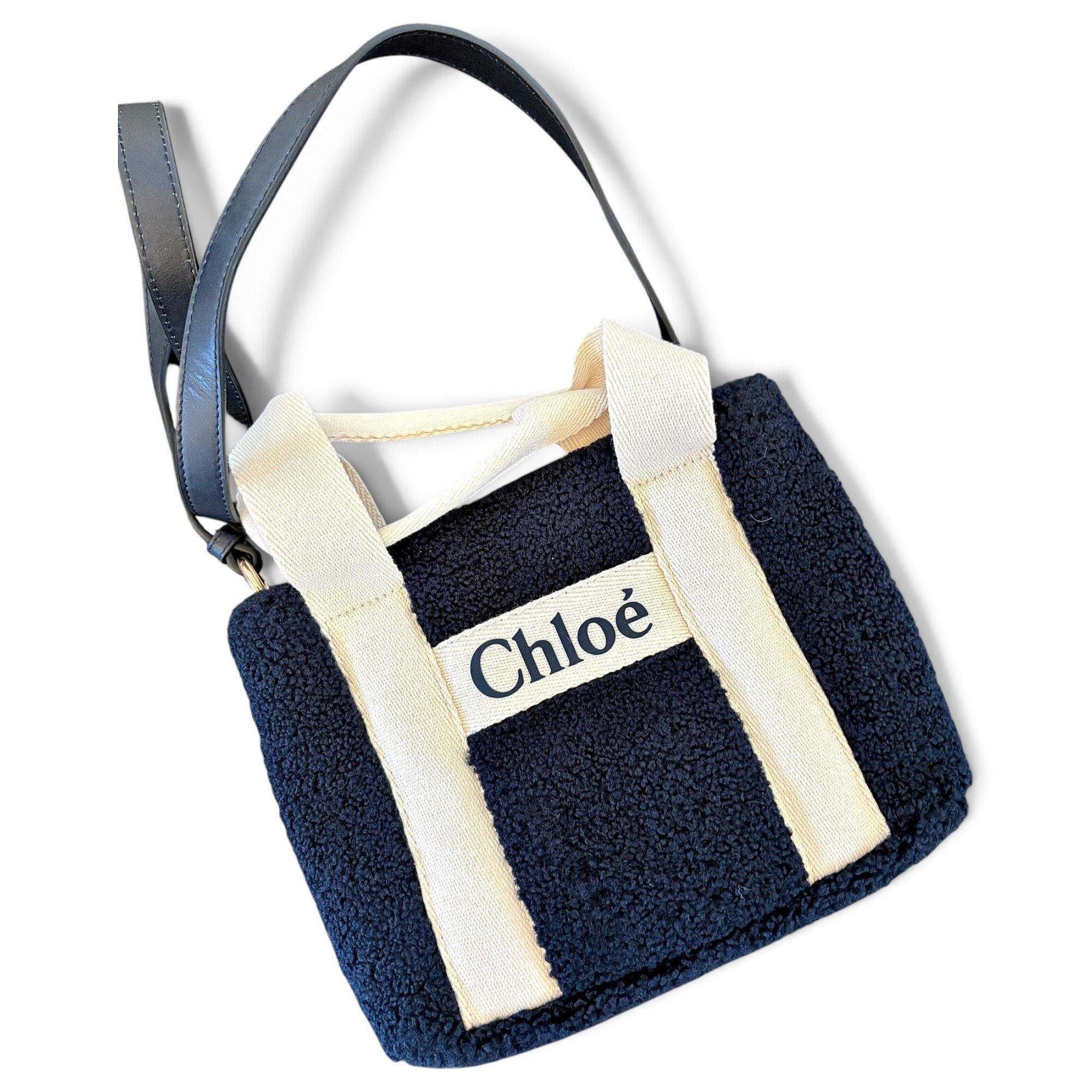 Woody faux fur tote