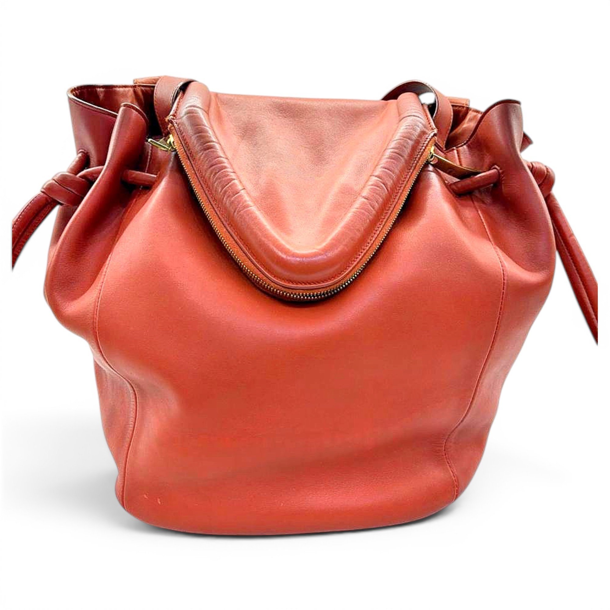 Beak leather crossbody bag